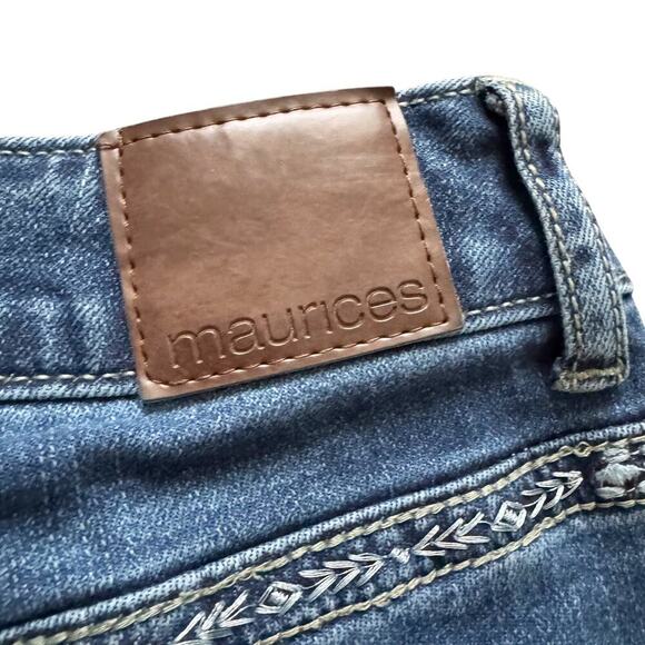Maurices Jeans Womens Size 5/6 Long 6L Blue Embroidered pockets bootcut silver - Picture 13 of 16